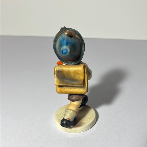 Charming “School Boy” Figurine Hummel. GH105 - Picture 3 of 5